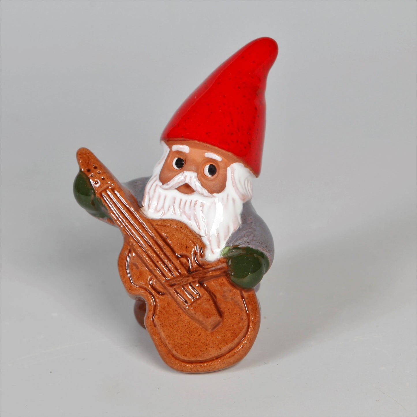 Micro Nisse med bass - Rolf Berg
