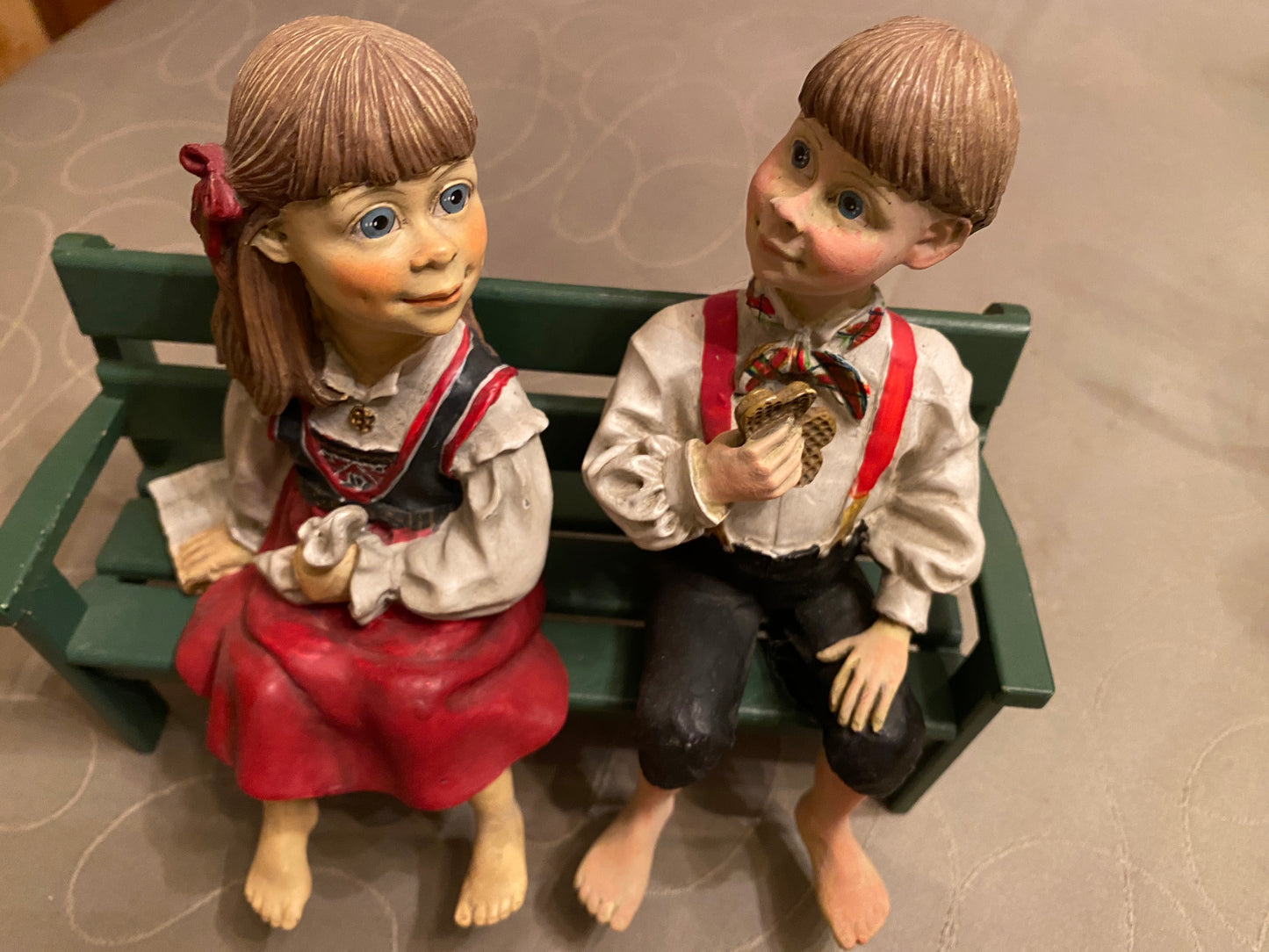 Bunadkledde barn - Candy Design