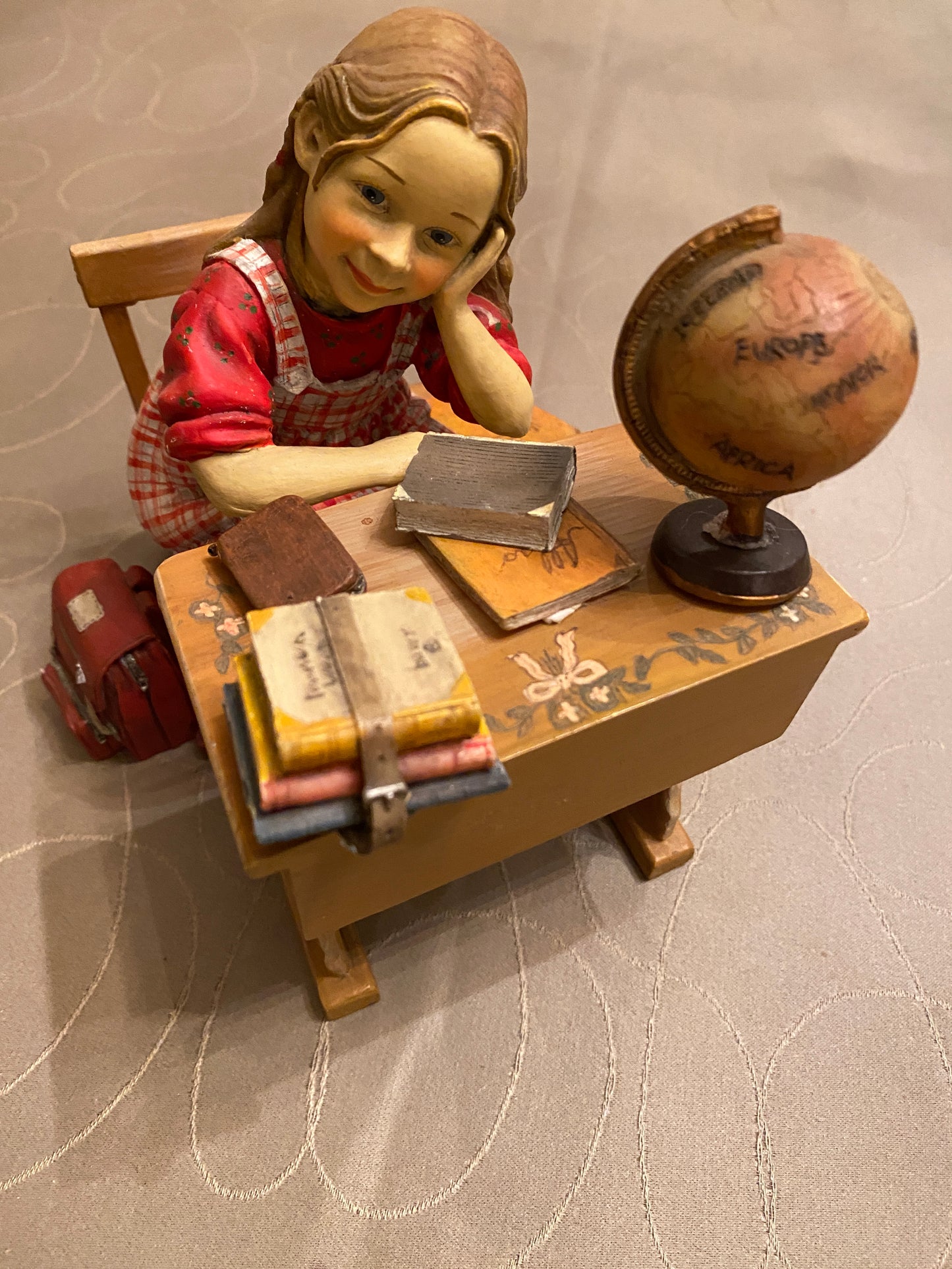 Skolejente med pult - Candy Design