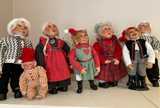 Dukkefamilie fra Monicas dukkemakeri - Jul